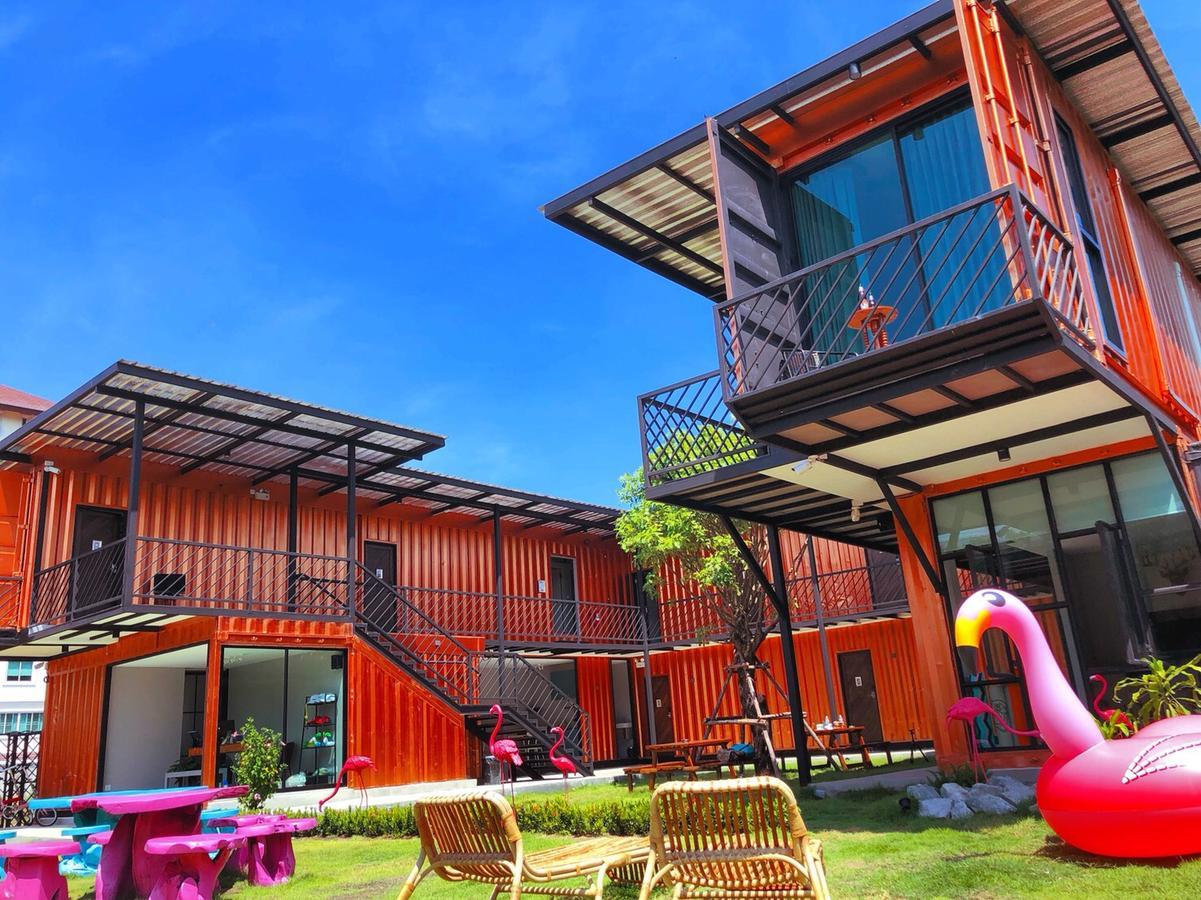 Jn9 Poshtel Hotel Pattaya Exterior photo